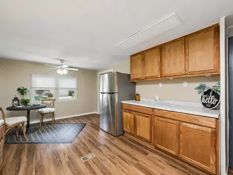 209 Melbrooke Rd, Elgin, IL 60123 photo 10