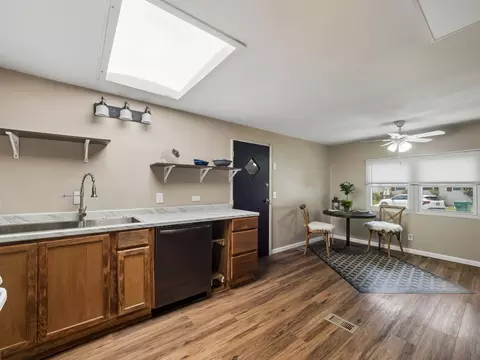 209 Melbrooke Rd, Elgin, IL 60123 photo 9