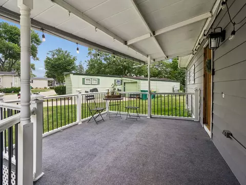 209 Melbrooke Rd, Elgin, IL 60123 photo 3