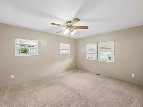 209 Melbrooke Rd, Elgin, IL 60123 photo 12