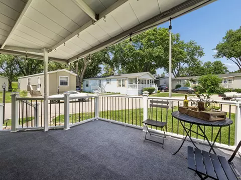 209 Melbrooke Rd, Elgin, IL 60123 photo 4