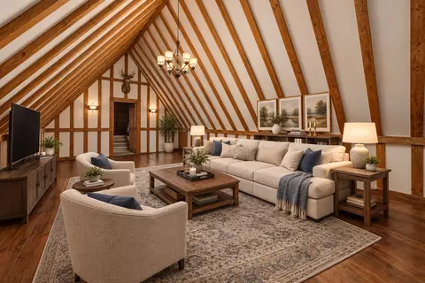 Living - 17519 Lincoln Rd, Harvard, IL 60033 photo 6 of 6
