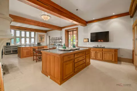 Kitchen - 17519 Lincoln Rd, Harvard, IL 60033 photo 1 of 4
