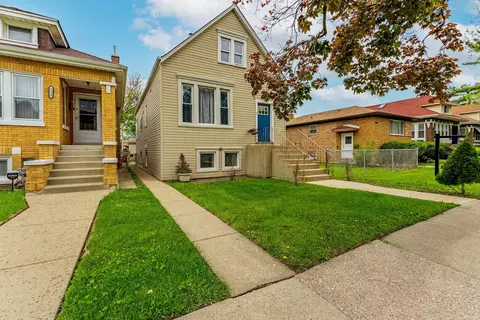 1330 Ridgeland Ave, Berwyn, IL 60402