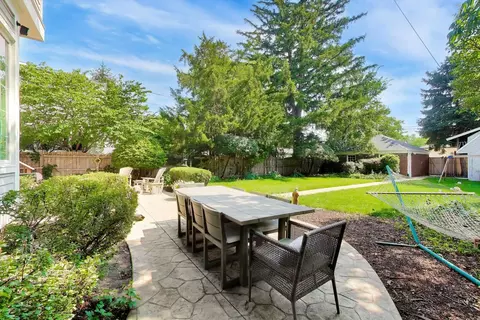 Exterior - 507 Monroe Ave, River Forest, IL 60305 photo 5 of 7
