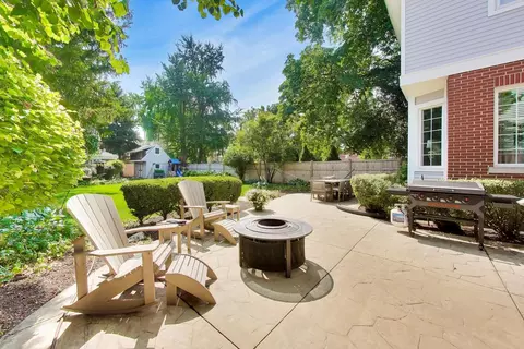 Exterior - 507 Monroe Ave, River Forest, IL 60305 photo 3 of 7