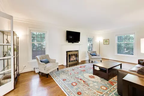 Living - 507 Monroe Ave, River Forest, IL 60305 photo 1 of 1