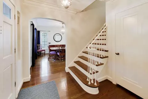 Entry Way - 507 Monroe Ave, River Forest, IL 60305 photo 1 of 2