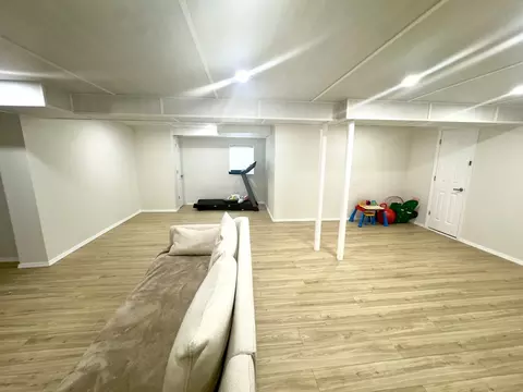 Living - 1914 Olde Mill Rd, Plainfield, IL 60586 photo 6 of 6