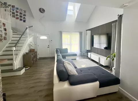Living - 1914 Olde Mill Rd, Plainfield, IL 60586 photo 3 of 6