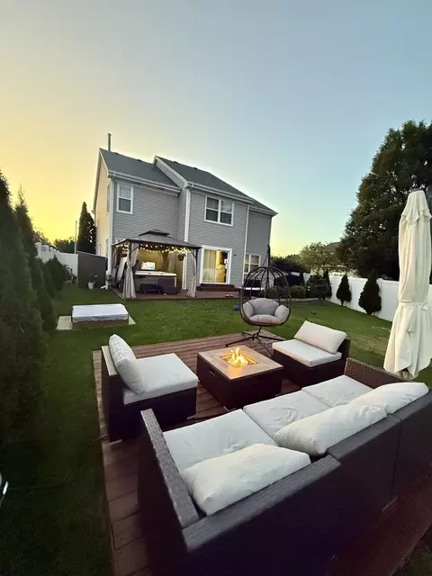 Exterior - 1914 Olde Mill Rd, Plainfield, IL 60586 photo 4 of 12