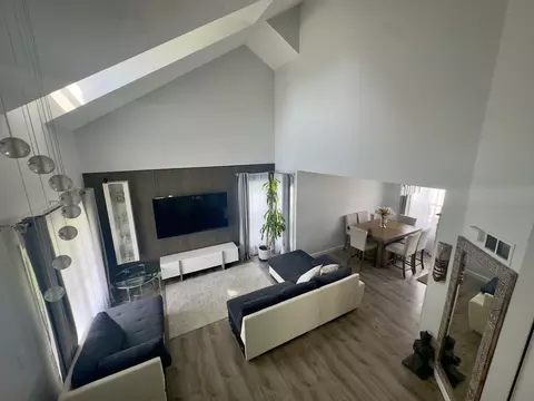 Living - 1914 Olde Mill Rd, Plainfield, IL 60586 photo 2 of 6