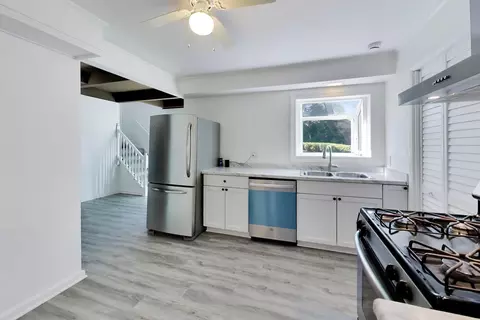 Kitchen - Undisclosed, Des Plaines, IL 60016 photo 1 of 2