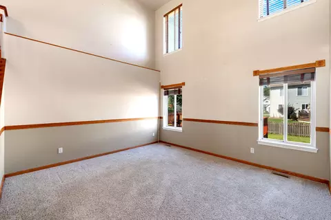Living - 14164 S Lehigh Dr, Plainfield, IL 60544 photo 2 of 7