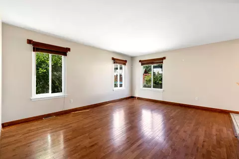 Living - 14164 S Lehigh Dr, Plainfield, IL 60544 photo 5 of 7