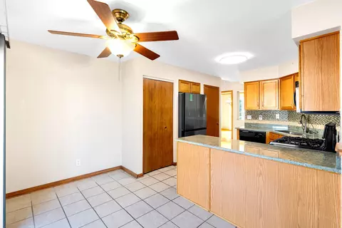 Kitchen - 14164 S Lehigh Dr, Plainfield, IL 60544 photo 1 of 6