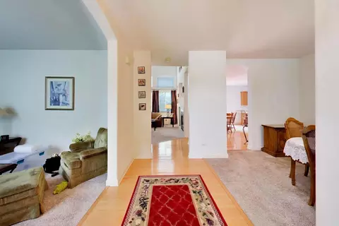 5660 Trinity Ct, Gurnee, IL 60031 photo 12
