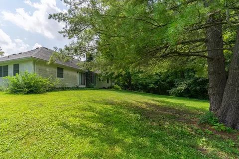Exterior - 259 N 2559th Rd, Peru, IL 61354 photo 6 of 6