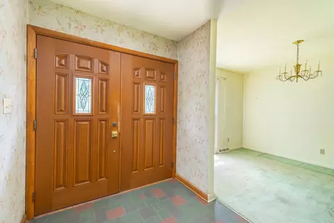 Entry Way - 259 N 2559th Rd, Peru, IL 61354 photo 1 of 1