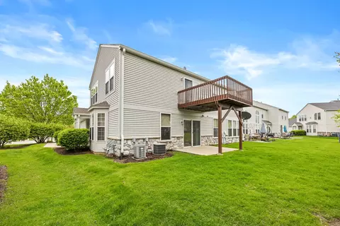 Exterior - 24850 W Franklin Ln, Plainfield, IL 60585 photo 6 of 6