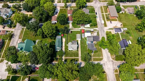 View/Area - 221 E John St, Forrest, IL 61741 photo 2 of 3
