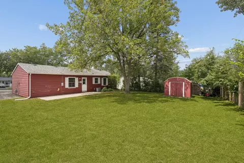 Exterior - 300 Macgregor Rd, Lockport, IL 60441 photo 4 of 4