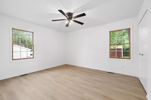 Bedroom - 300 Macgregor Rd, Lockport, IL 60441 photo 3 of 3