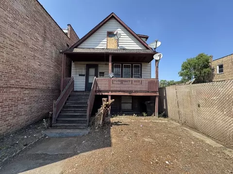 4334 W Division St, Chicago, IL 60651