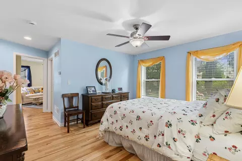 Bedroom - 607 Rosedale Rd, Glenview, IL 60025 photo 2 of 4