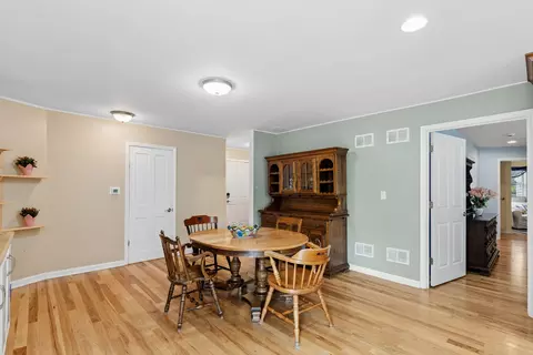 Dining - 607 Rosedale Rd, Glenview, IL 60025 photo 1 of 3