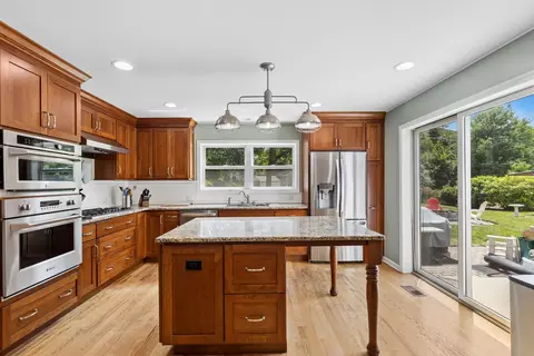 Kitchen - 607 Rosedale Rd, Glenview, IL 60025 photo 1 of 2