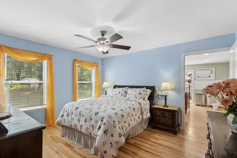 Bedroom - 607 Rosedale Rd, Glenview, IL 60025 photo 1 of 4