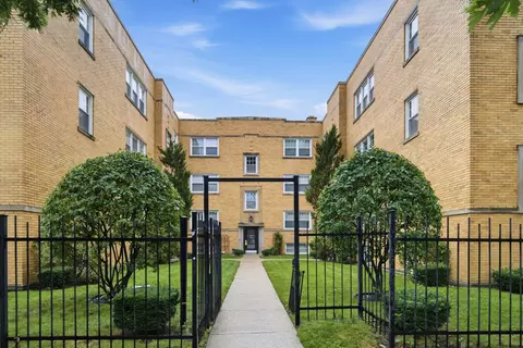 6046 N Francisco Ave #2W, Chicago, IL 60659