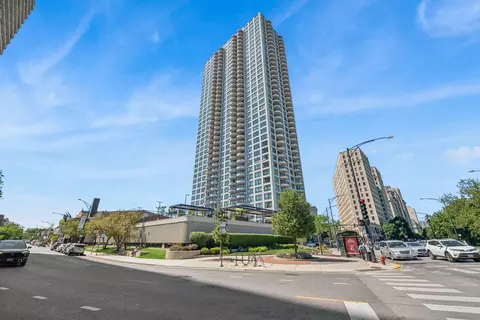 2020 N Lincoln Park W #24K, Chicago, IL 60614