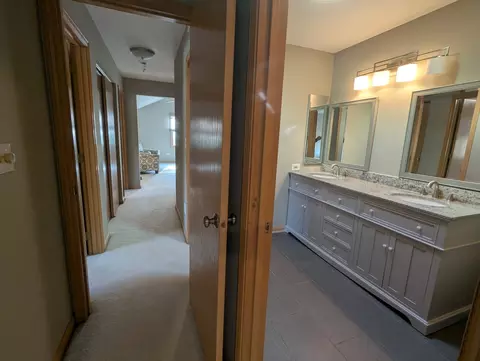Entry Way - 9841 Cambridge Dr, Mokena, IL 60448 photo 2 of 2