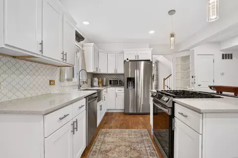 Kitchen - 4636 Custer Ave, Brookfield, IL 60513 photo 2 of 3