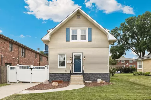 Exterior - 4636 Custer Ave, Brookfield, IL 60513 photo 6 of 6