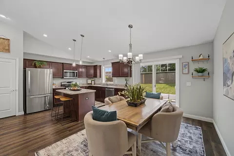 Dining - 2510 Grey Fox Trl, Bloomington, IL 61705 photo 1 of 2