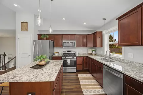 Kitchen - 2510 Grey Fox Trl, Bloomington, IL 61705 photo 1 of 2