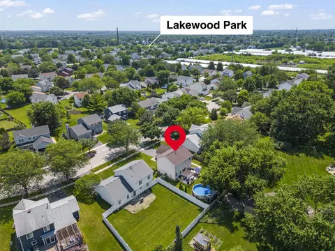 View/Area - 2713 Steamboat Cir, Plainfield, IL 60586 photo 2 of 11