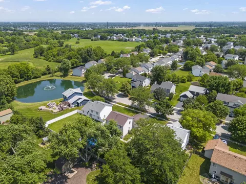 View/Area - 2713 Steamboat Cir, Plainfield, IL 60586 photo 9 of 11