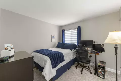 Bedroom - 2713 Steamboat Cir, Plainfield, IL 60586 photo 4 of 4