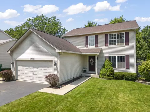 Exterior - 2713 Steamboat Cir, Plainfield, IL 60586 photo 2 of 7