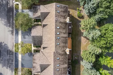 View/Area - 1460 Foxcroft Dr, Aurora, IL 60506 photo 2 of 4