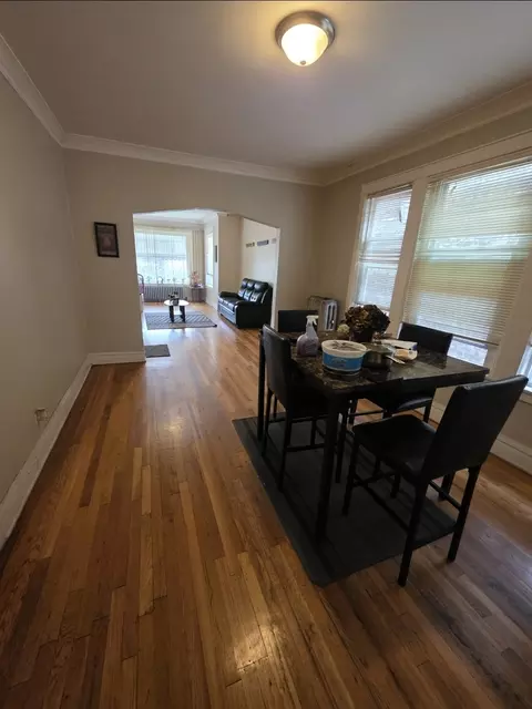 Dining - 7841 S Loomis Blvd, Chicago, IL 60620 photo 2 of 3