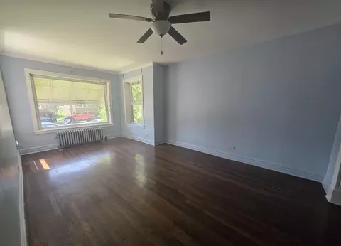 Living - 7841 S Loomis Blvd, Chicago, IL 60620 photo 5 of 6