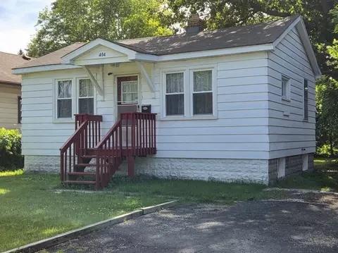 404 Morton Ave, Aurora, IL 60506