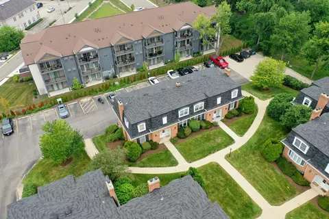 View/Area - 340 Eastern Ave, Barrington, IL 60010 photo 6 of 9