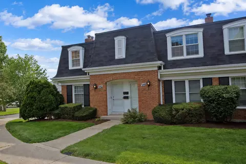 340 Eastern Ave, Barrington, IL 60010