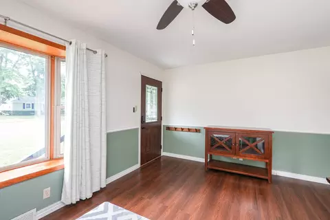 Entry Way - 1345 Inglesh Ave, Kankakee, IL 60901 photo 1 of 2